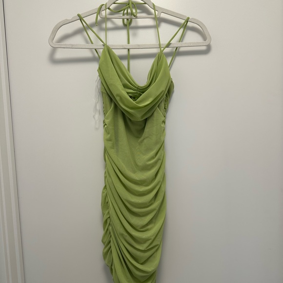WINDSOR Green Tulle Bodycon Dress - Picture 3 of 5